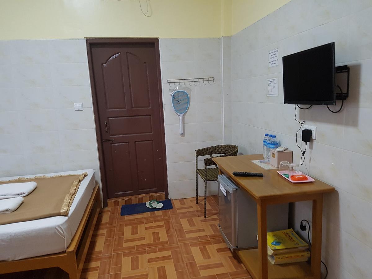Shwe Eain Si Guest House - Burmese Only Myeik Exteriér fotografie